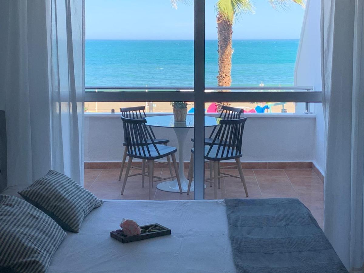 Lujoso Estudio Frontal Al Mar Torremolinos Kültér fotó